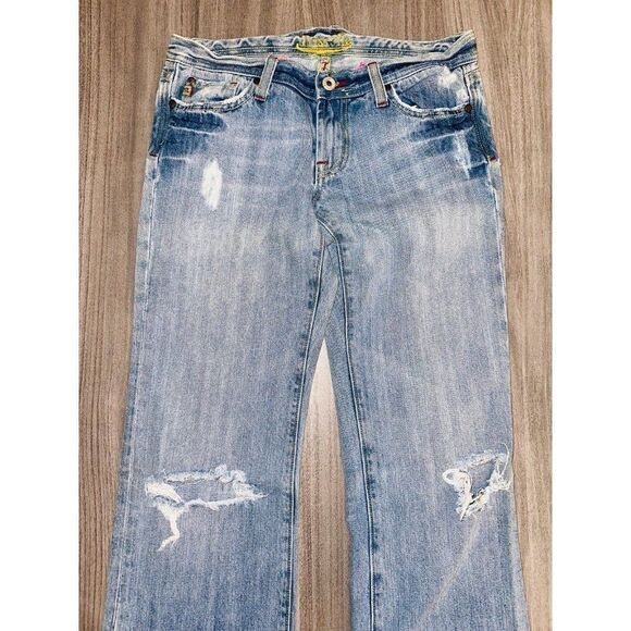 N5 Miss Me Jeans Flare embroidered Rose Low Rise Y2K Size 28 Distressed Boho - Picture 3 of 10